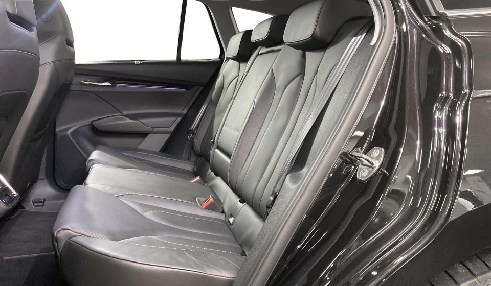 Skoda Enyaq 80 iV Selection Suite 5d