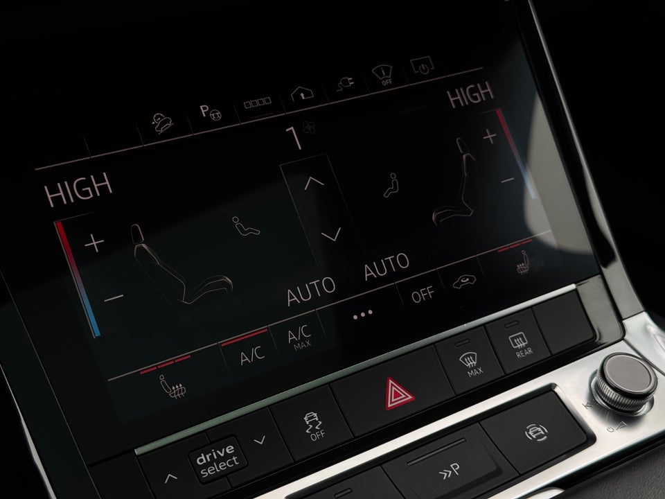 Audi Q8 e-tron 55 S-line Sportback quattro 5d