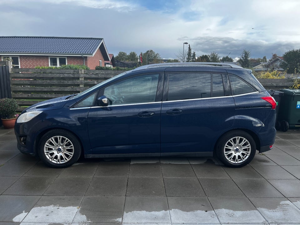 Ford Grand C-MAX 1,6 TDCi 115 Titanium 5d