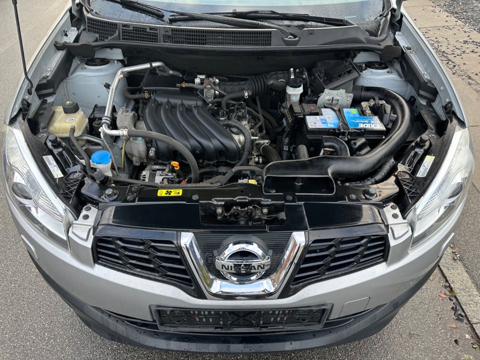 Nissan Qashqai 1,6 Tekna 5d