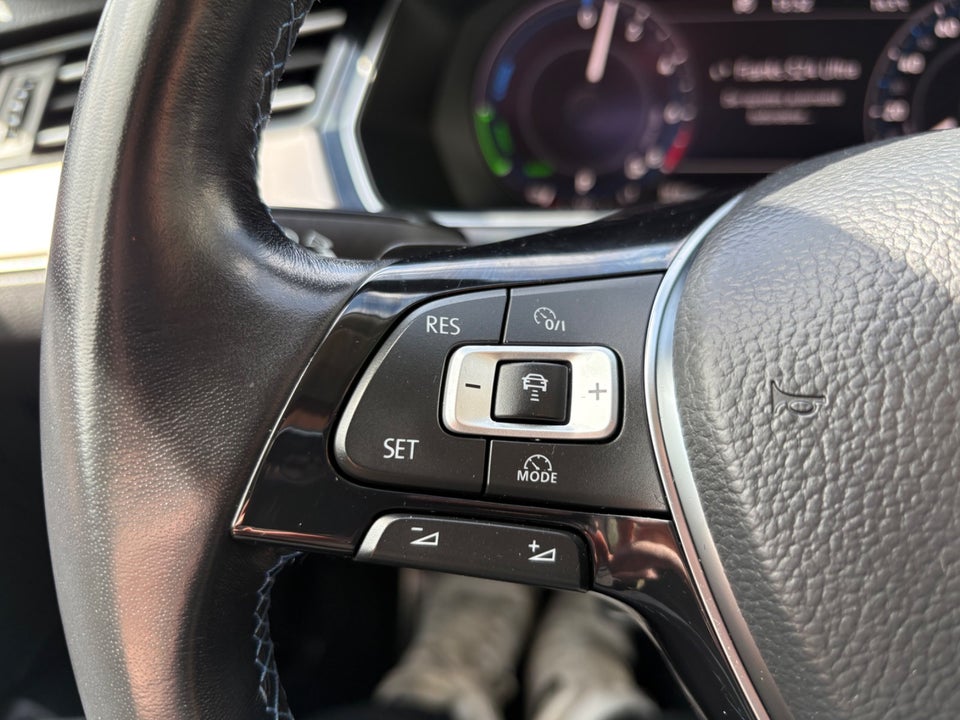 VW Passat 1,4 GTE Variant DSG 5d