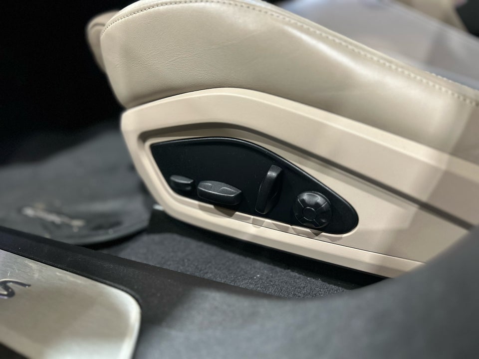 Porsche Taycan 4S Performance+ Cross Turismo 5d