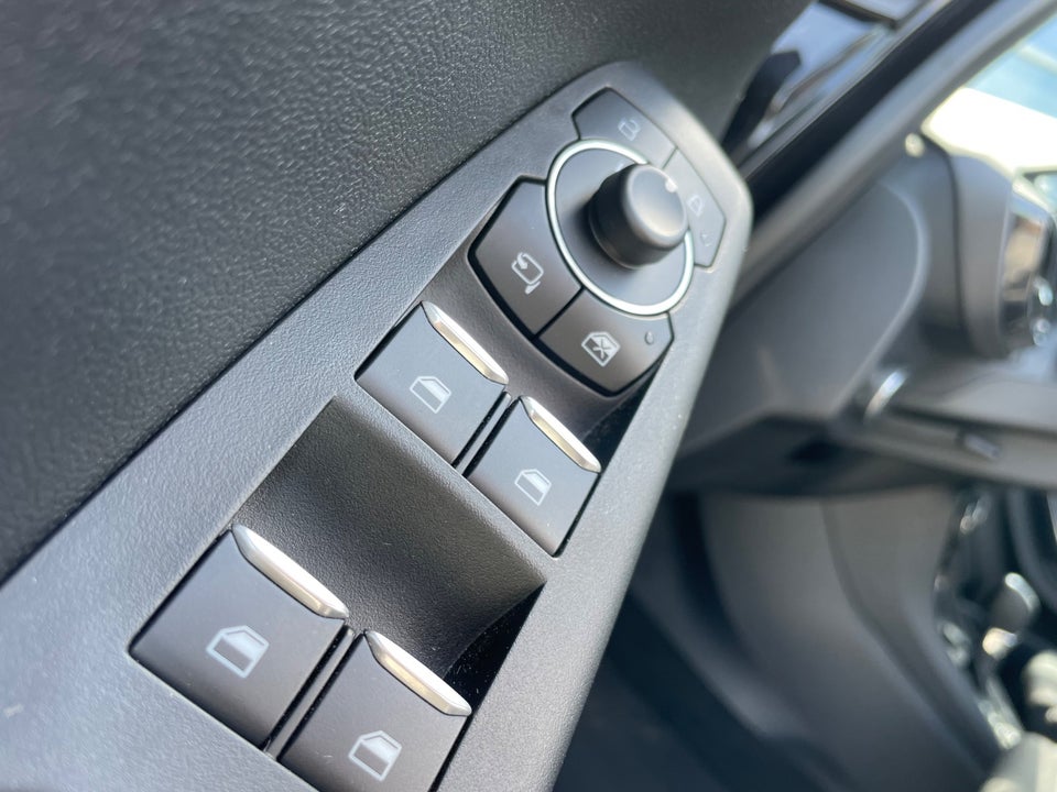 Ford Puma 1,0 EcoBoost mHEV Titanium DCT 5d