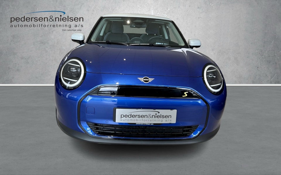 MINI Cooper SE Favoured Trim M 3d