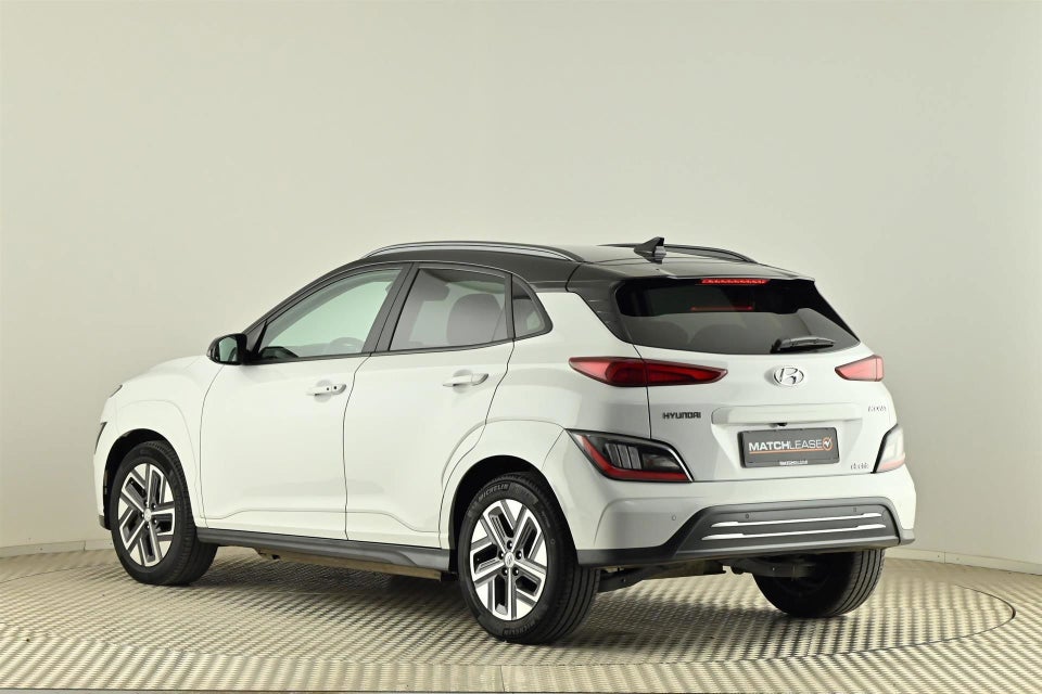 Hyundai Kona 64 EV Essential 5d