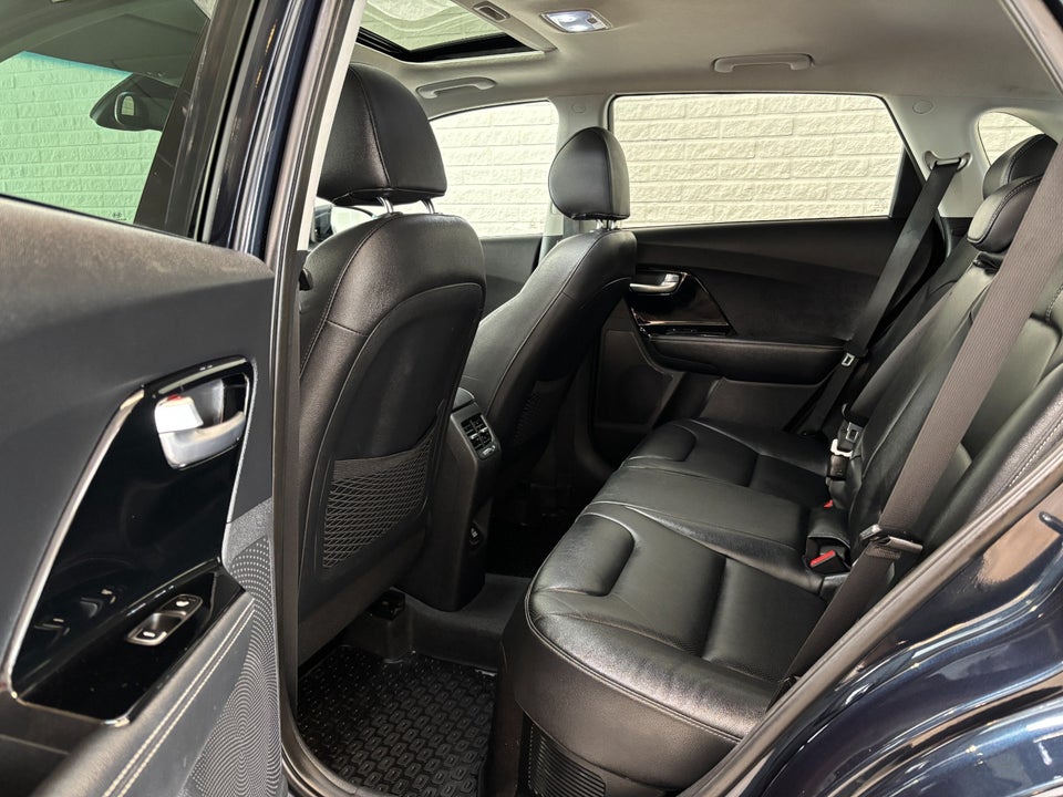 Kia Niro 1,6 PHEV Premium DCT 5d