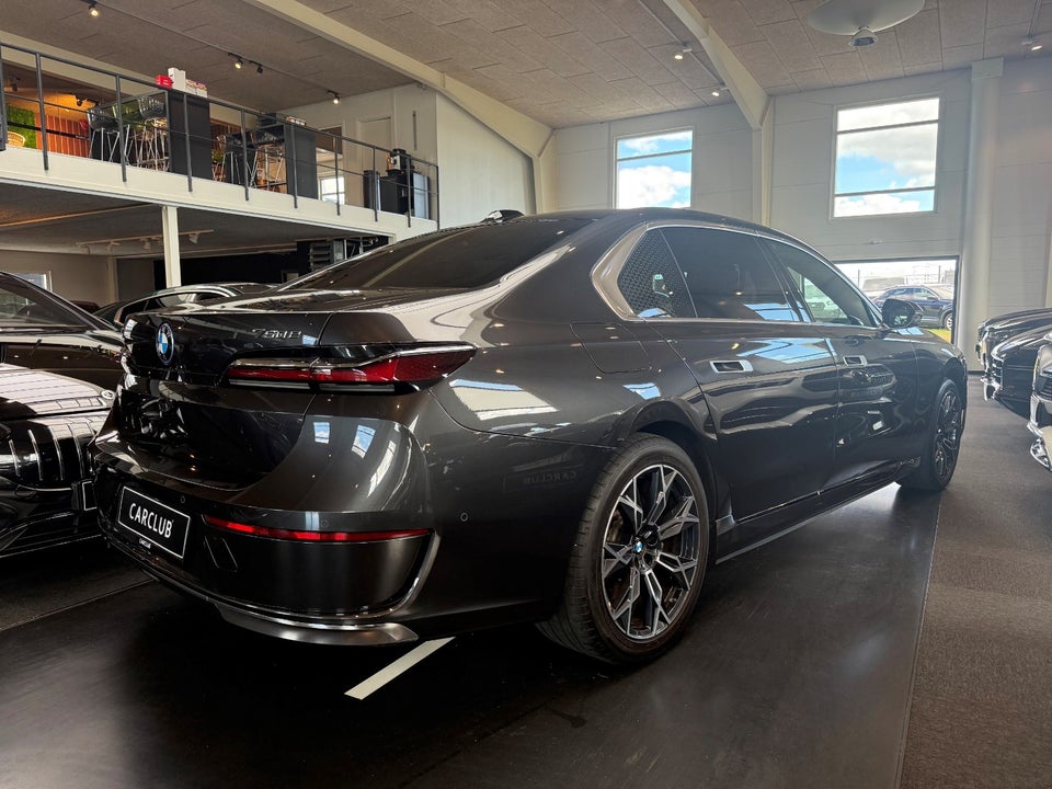 BMW 750e 3,0 Connected xDrive aut. 4d