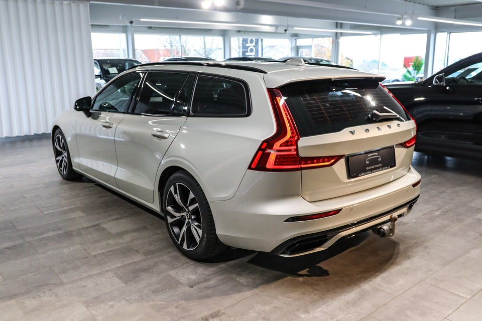 Volvo V60 2,0 B4 197 R-Design aut. 5d