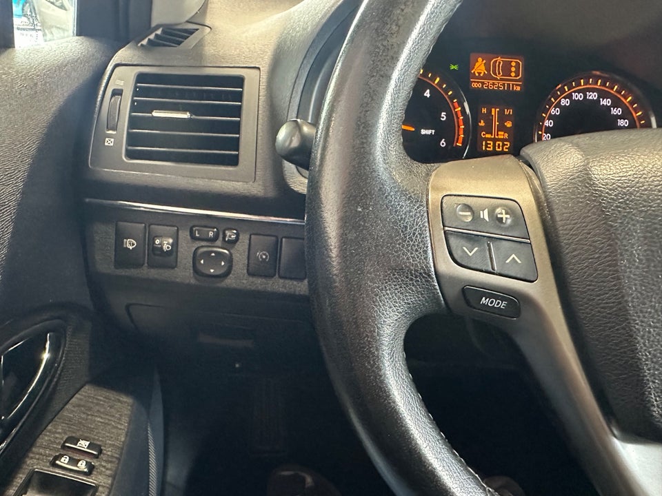 Toyota Avensis 2,0 D-4D T3 4d