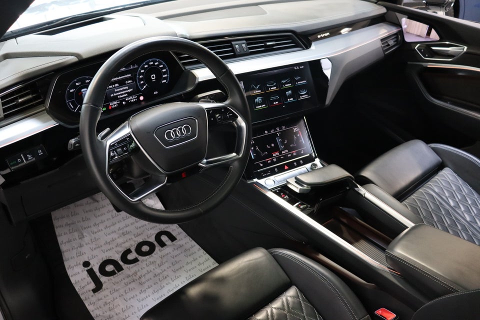 Audi e-tron 55 S-line Sportback quattro 5d