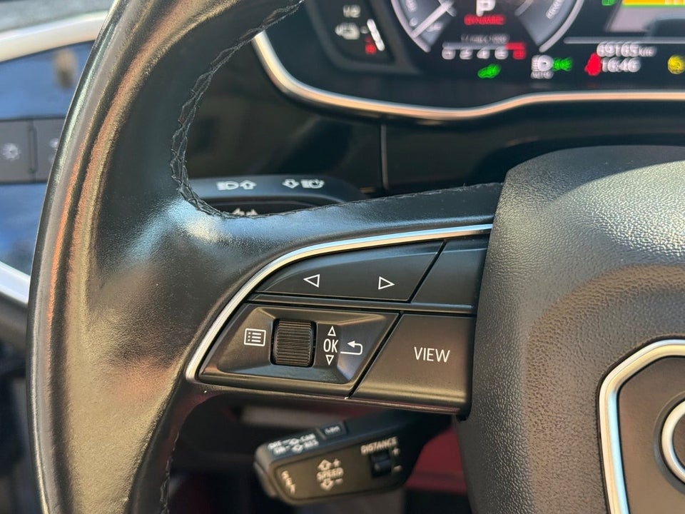 Audi Q3 45 TFSi e Attitude plus S-tr. 5d