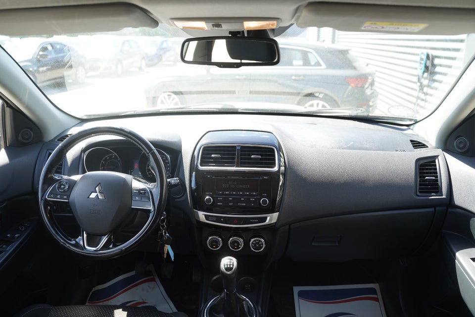 Mitsubishi ASX 1,6 Invite 5d