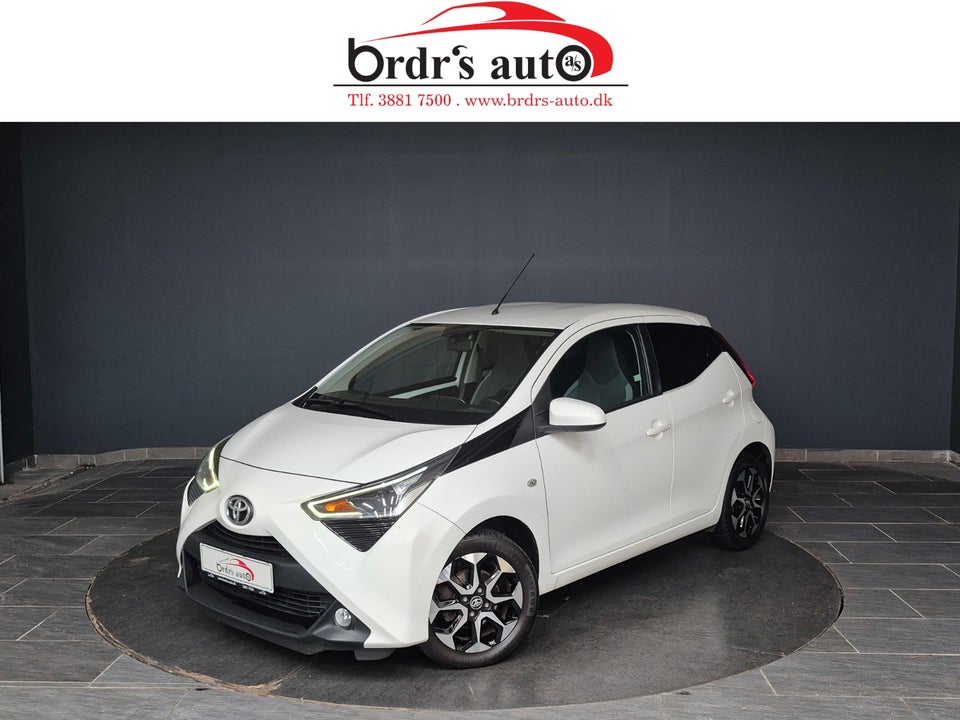 Toyota Aygo 1,0 VVT-i x-press x-shift 5d