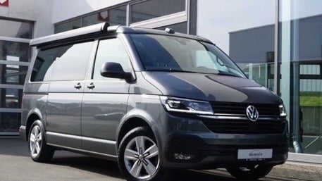 VW Multivan 2,0 TDi 199 Highline DSG kort