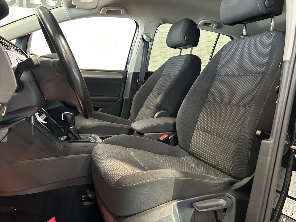 VW Touran 1,6 TDi 115 Comfortline 5d