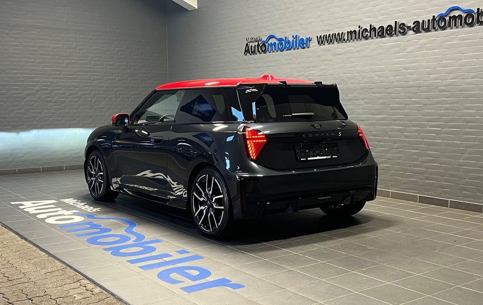 MINI Cooper SE JCW Trim XL 3d