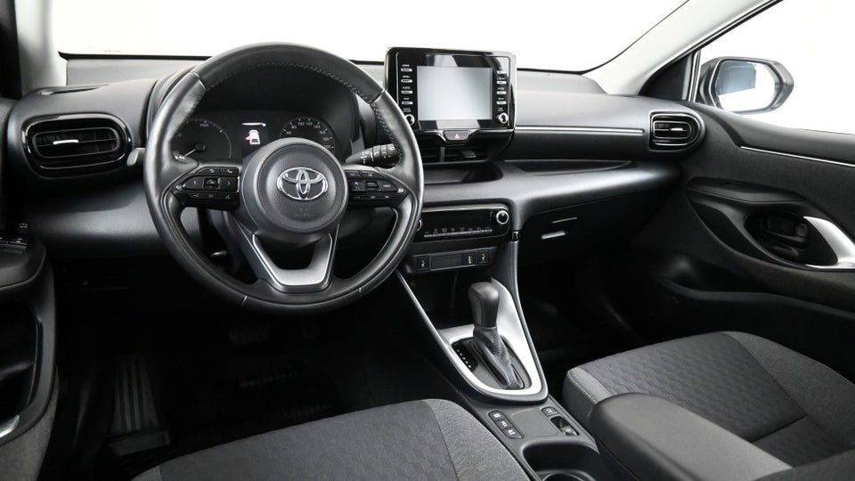 Toyota Yaris 1,5 Hybrid H3 e-CVT 5d