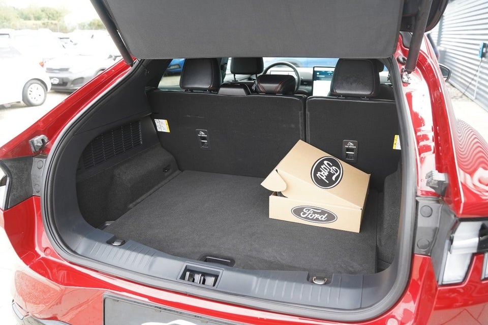 Ford Mustang Mach-E 98 Premium Extended Range 5d