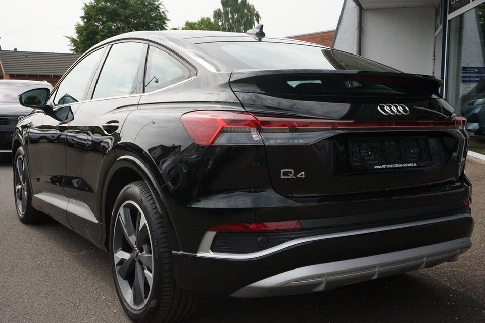 Audi Q4 e-tron 55 S-line Sportback quattro 5d