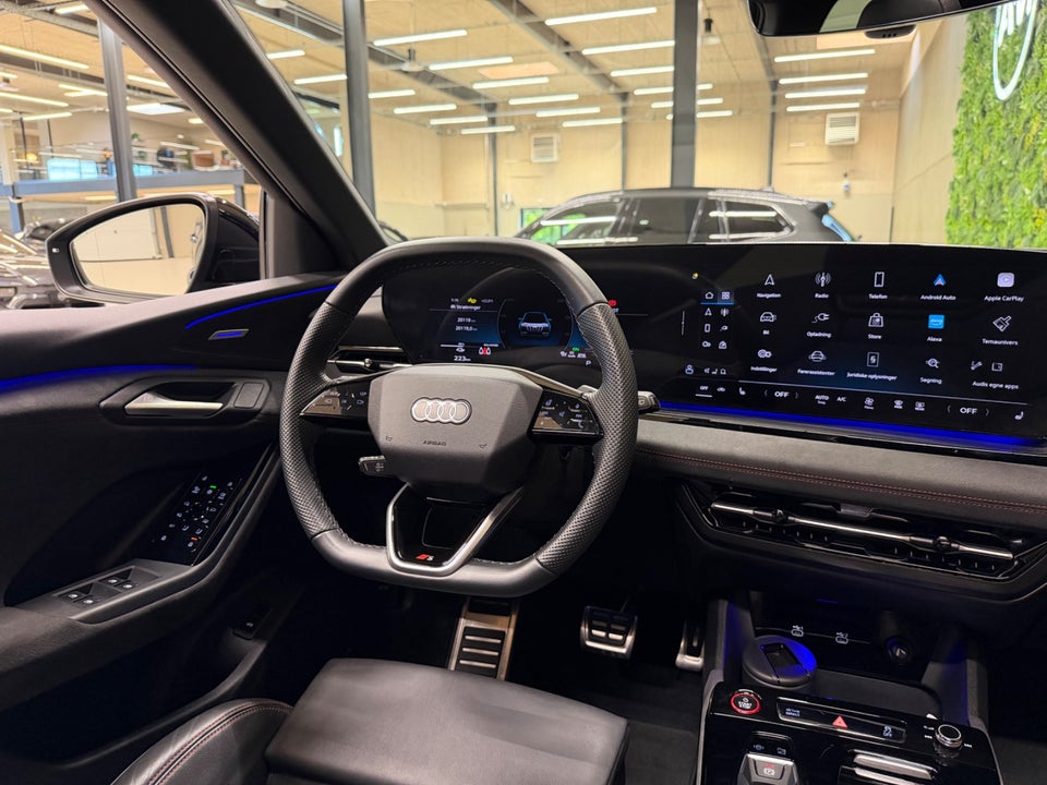 Audi SQ6 e-tron quattro 5d
