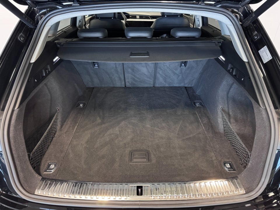 Audi e-tron 55 Advanced quattro 5d