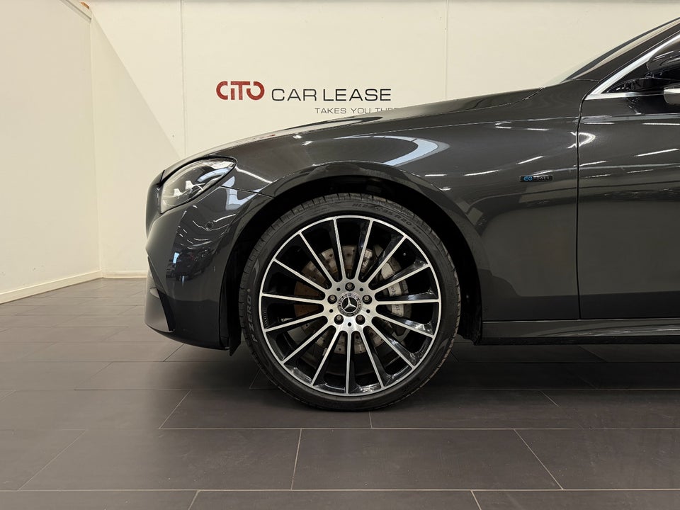 Mercedes E300 e 2,0 AMG Line stc. aut. 5d