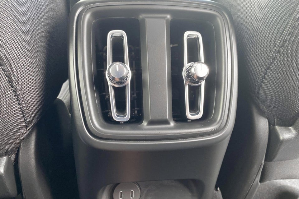 Volvo C40 ReCharge Core 5d
