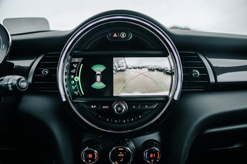 MINI Cooper SE Trim L 3d