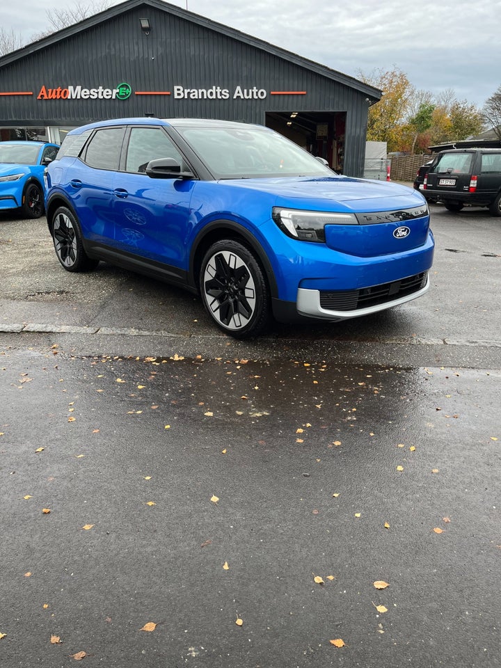 Ford Explorer 84 Select Extended Range AWD 5d