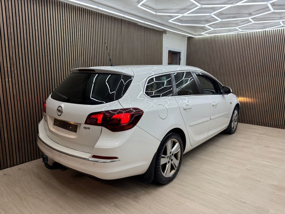 Opel Astra 2,0 CDTi 165 Sport Sports Tourer aut. 5d