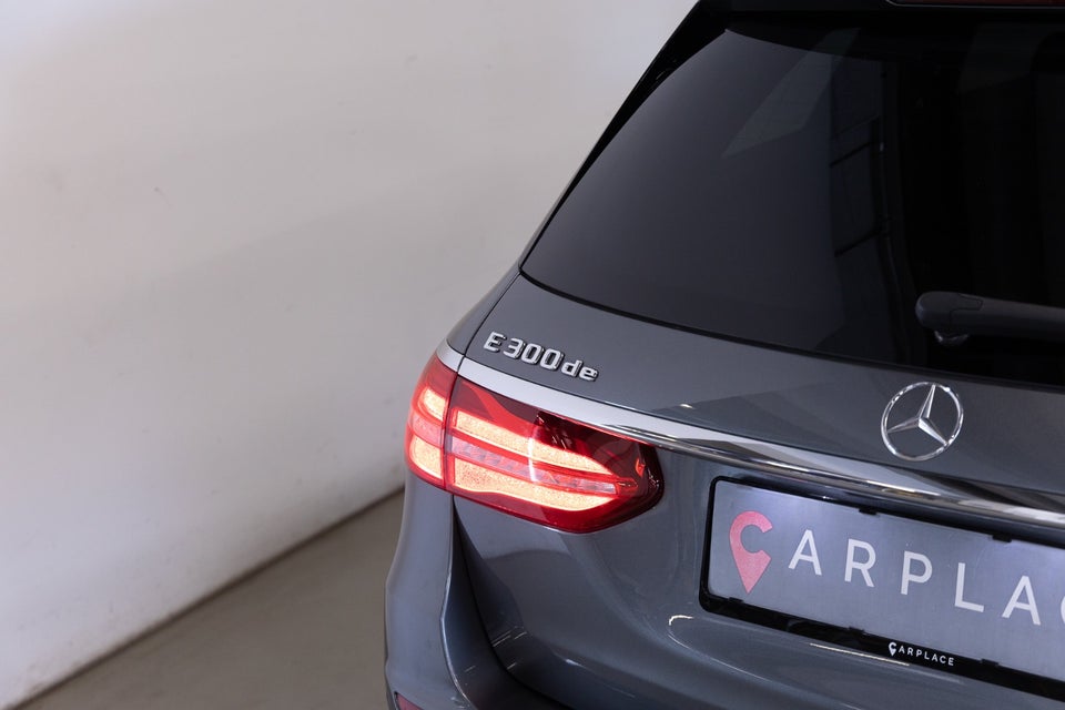 Mercedes E300 de 2,0 AMG Line stc. aut. 5d