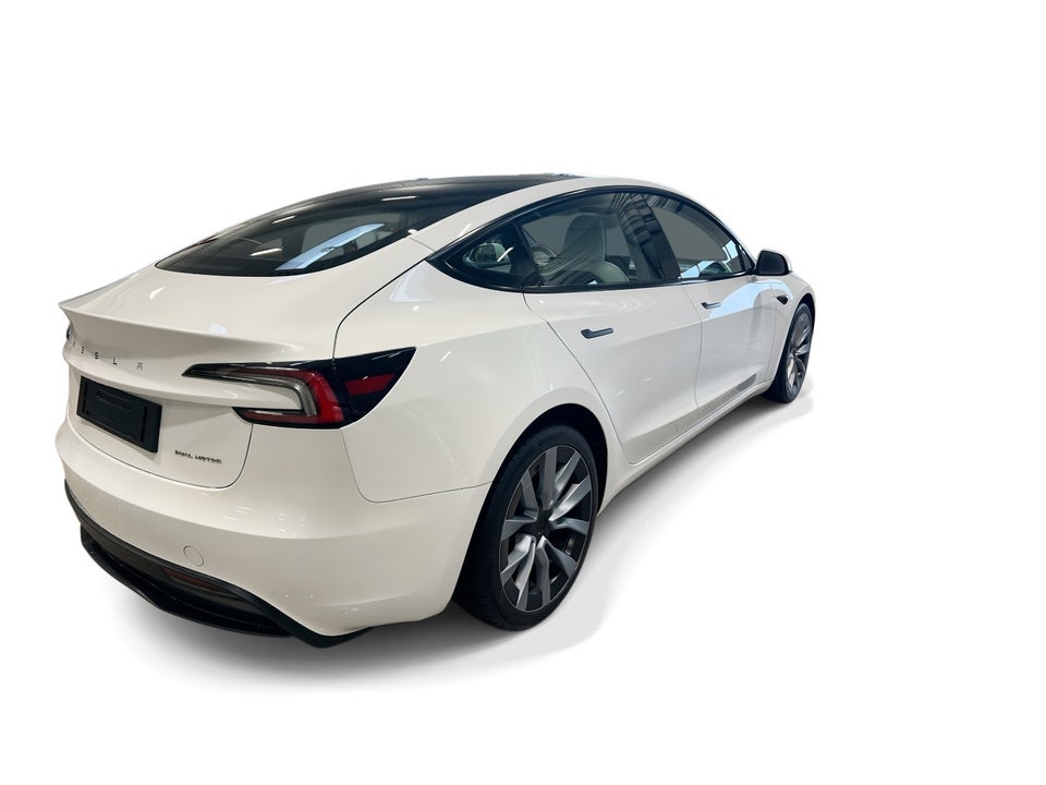 Tesla Model 3 Long Range AWD 4d