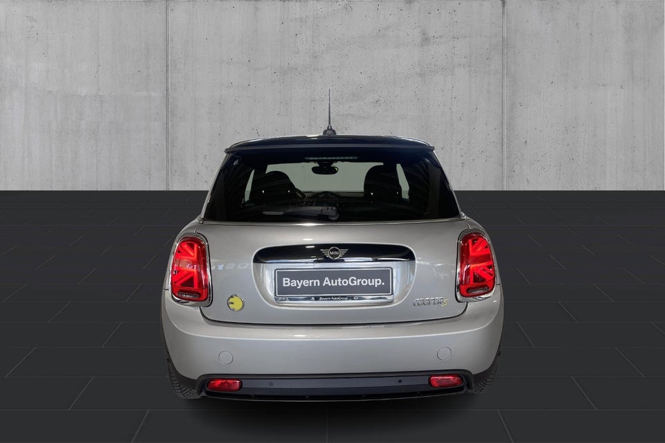 MINI Cooper SE Classic Trim 3d