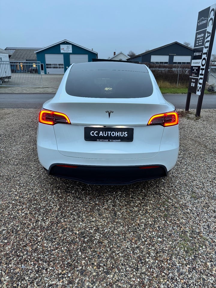 Tesla Model Y RWD 5d