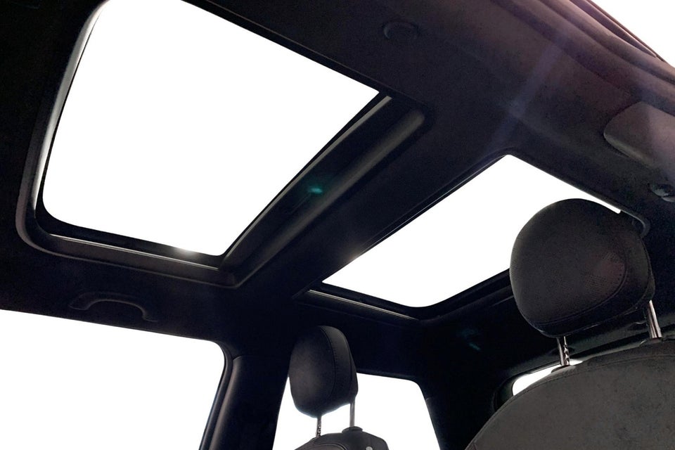 MINI Cooper SE Essential 3d