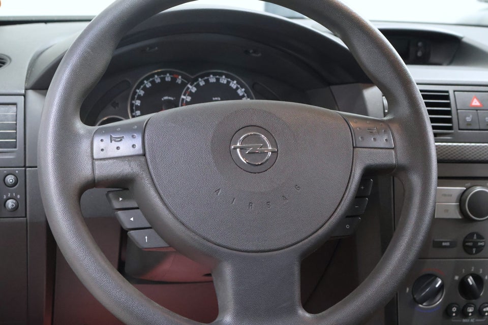 Opel Meriva 1,6 16V 105 Limited 5d