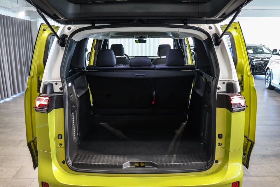 VW ID.Buzz 77 Pro SWB 5d