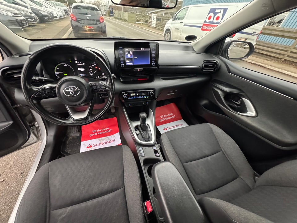 Toyota Yaris 1,5 Hybrid H3 Style e-CVT 5d