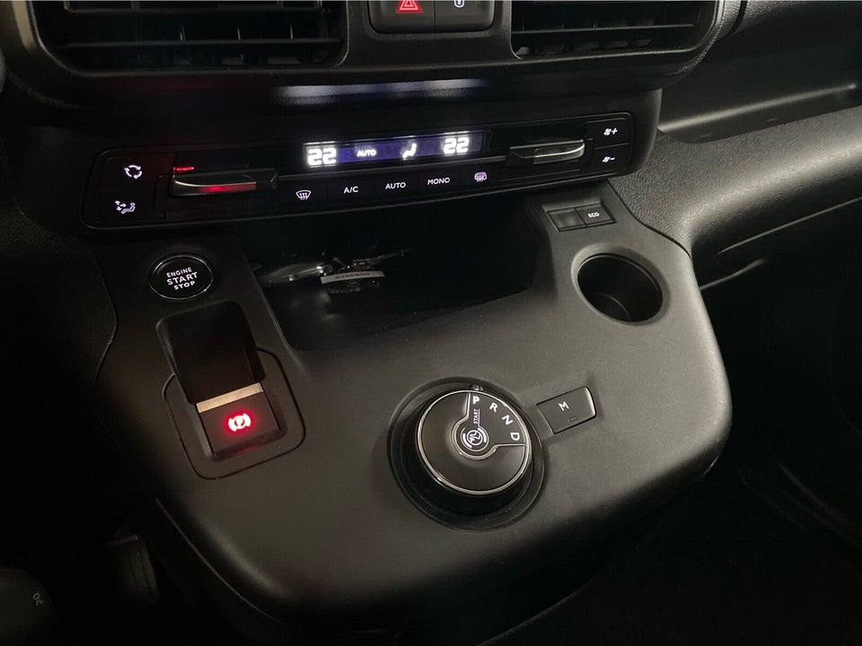 Peugeot Partner 1,5 BlueHDi 130 L2V2 Ultimate EAT8 Van