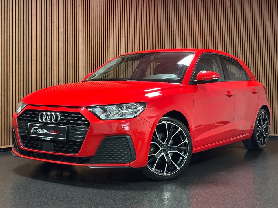 Audi A1 30 TFSi Advanced Sportback 5d