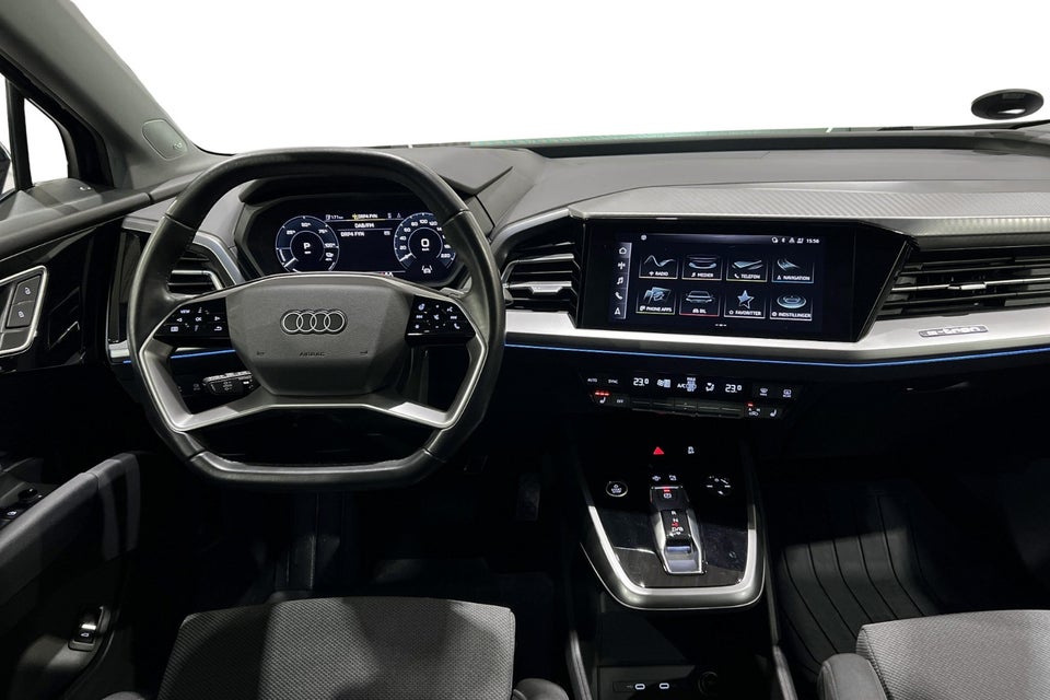 Audi Q4 e-tron 40 S-line 5d