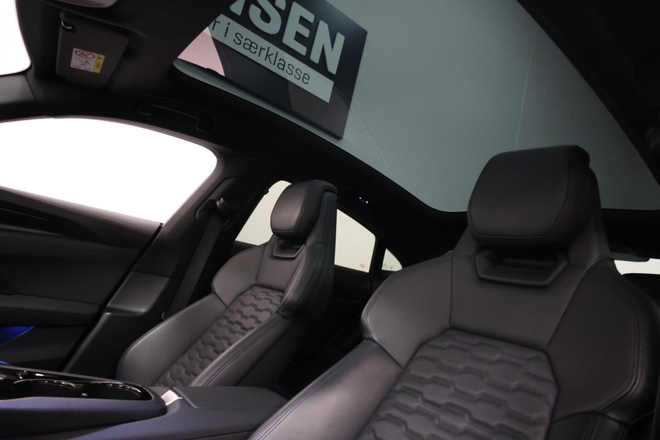 Audi e-tron GT quattro 4d