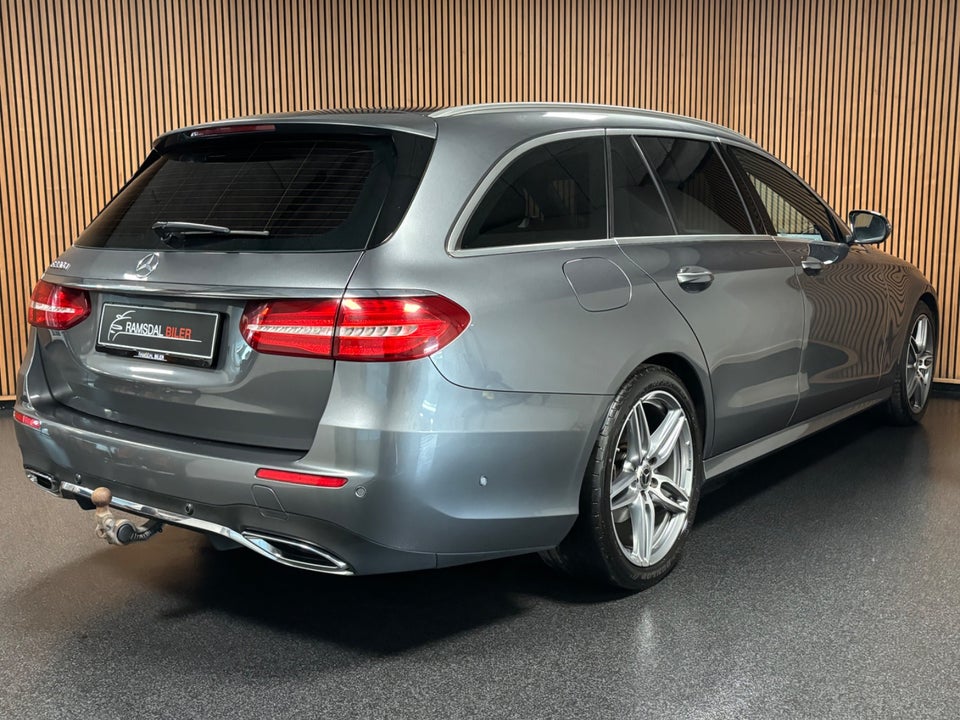 Mercedes E220 d 2,0 AMG Line stc. aut. Van 5d