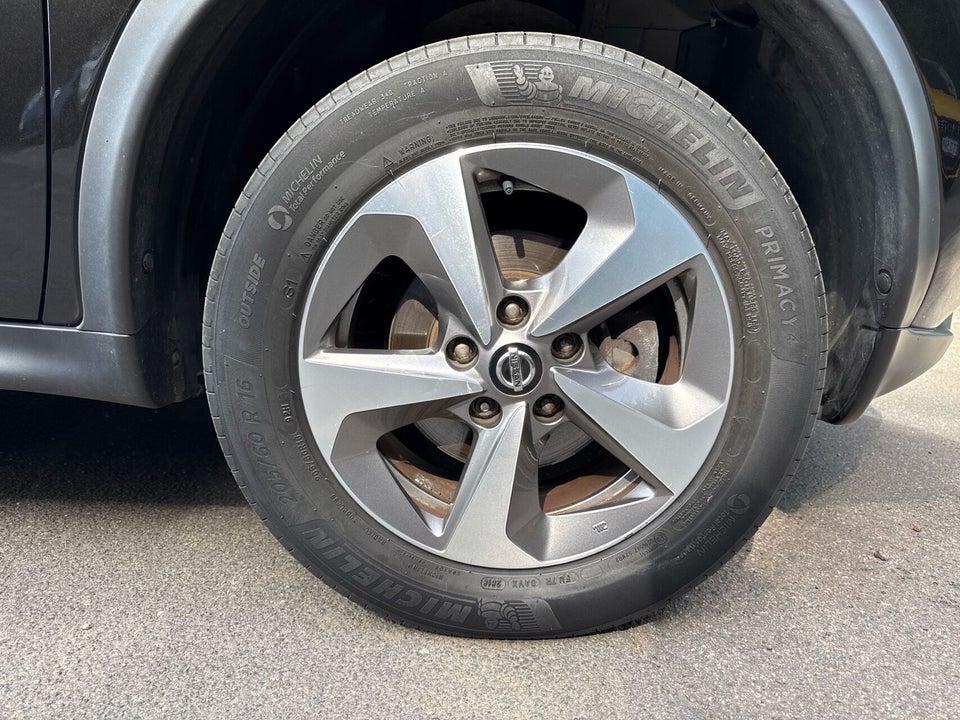Nissan Juke 1,6 Tekna X-tr. 5d