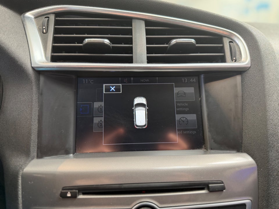 Citroën C4 1,6 BlueHDi 100 Challenge 5d