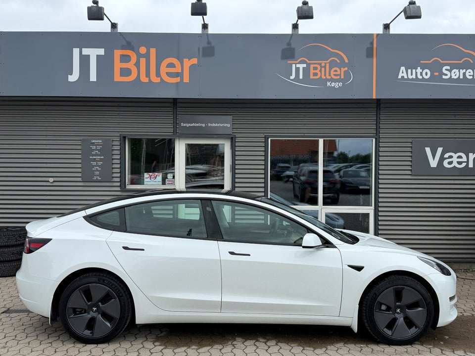 Tesla Model 3 Long Range AWD 4d