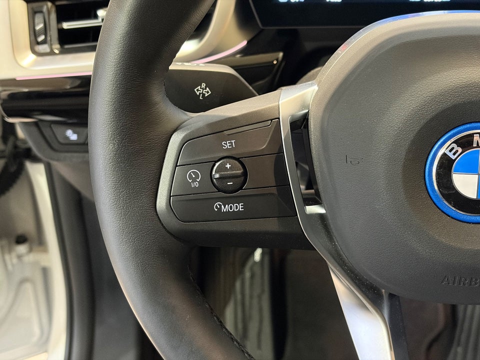 BMW iX1 xDrive30 X-Line 5d