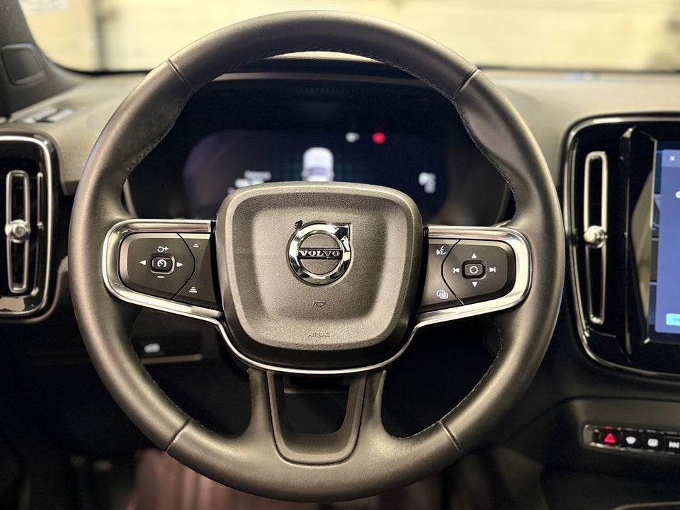 Volvo EX40 Extended Range Core 5d