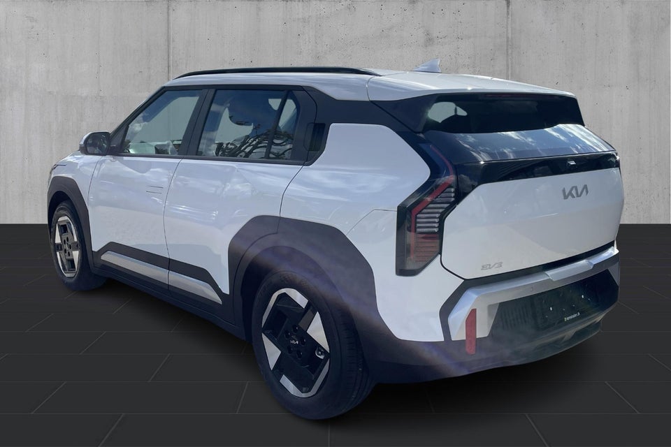 Kia EV3 58 Standard Range Access 5d