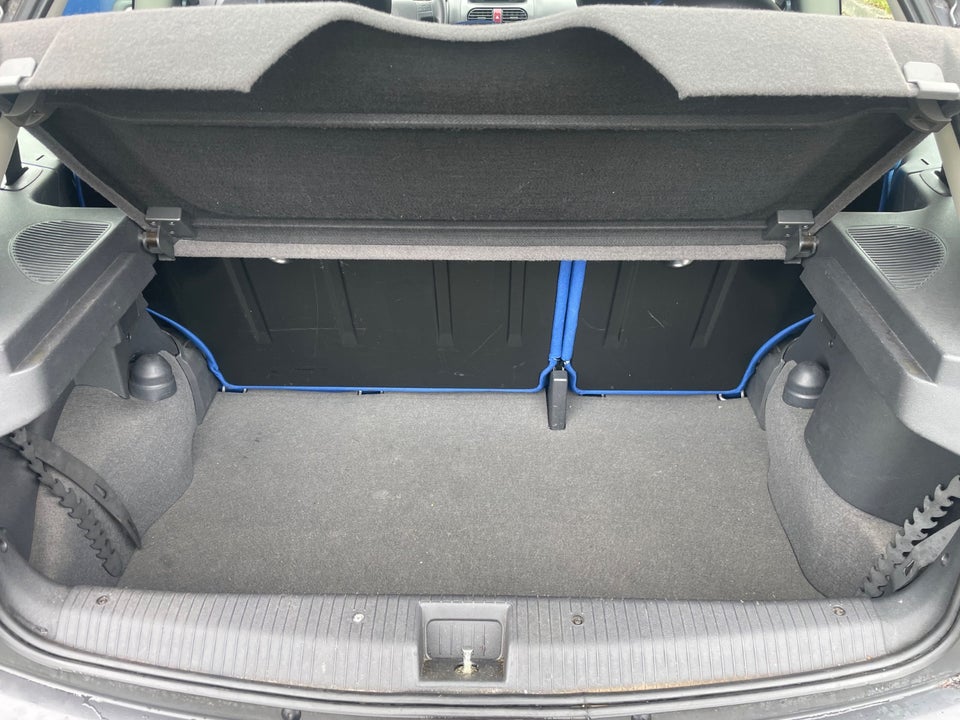 Opel Corsa 1,2 16V Comfort 3d